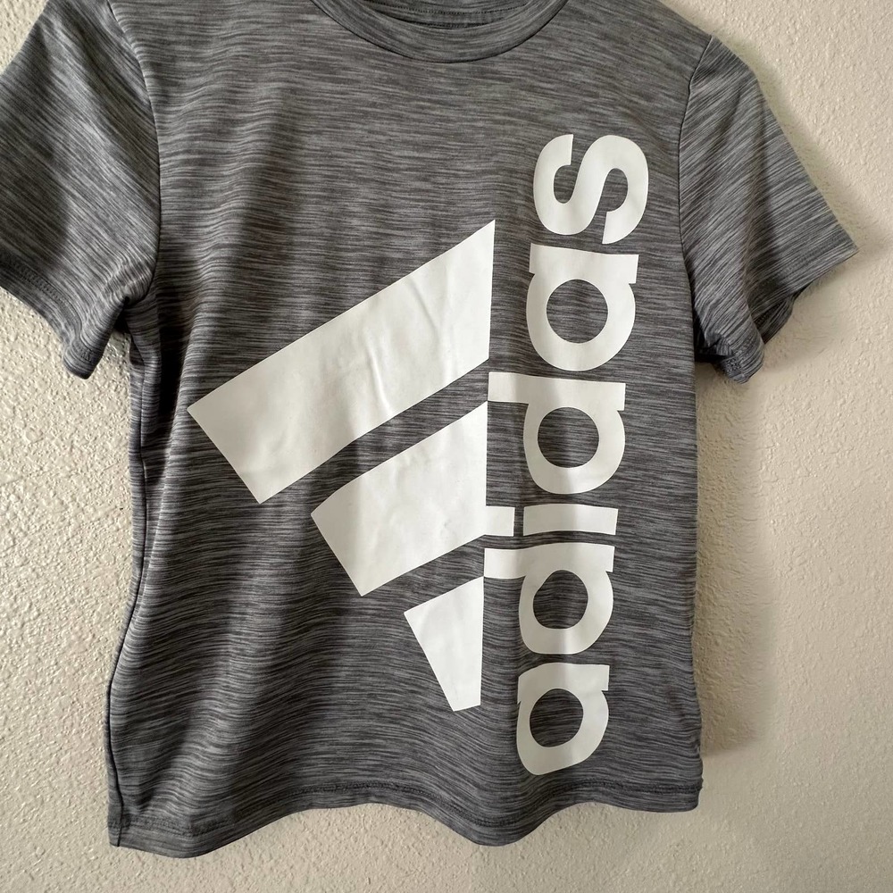 Adidas Gray Climatite Performance Activewear Shirt Youth Size Small (8) - Picture 2 of 10